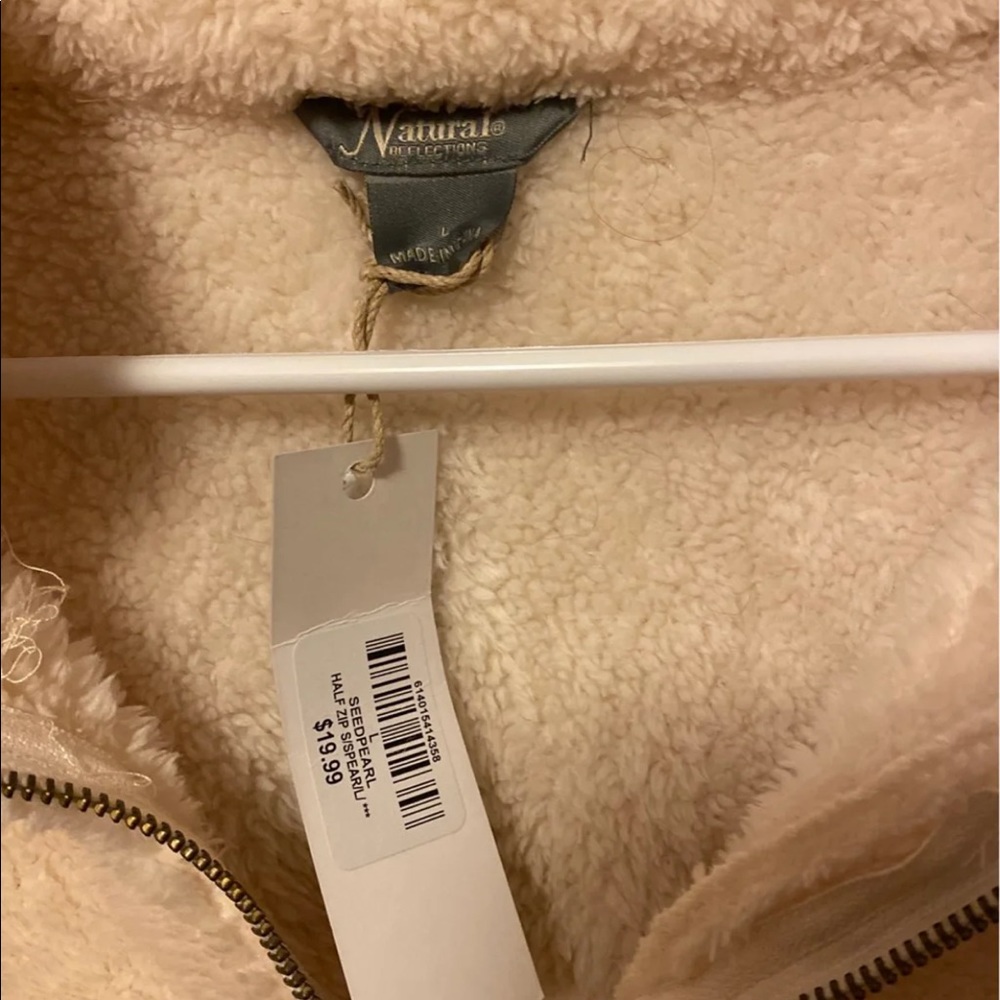 Fleece zip up - Picture 2 of 3